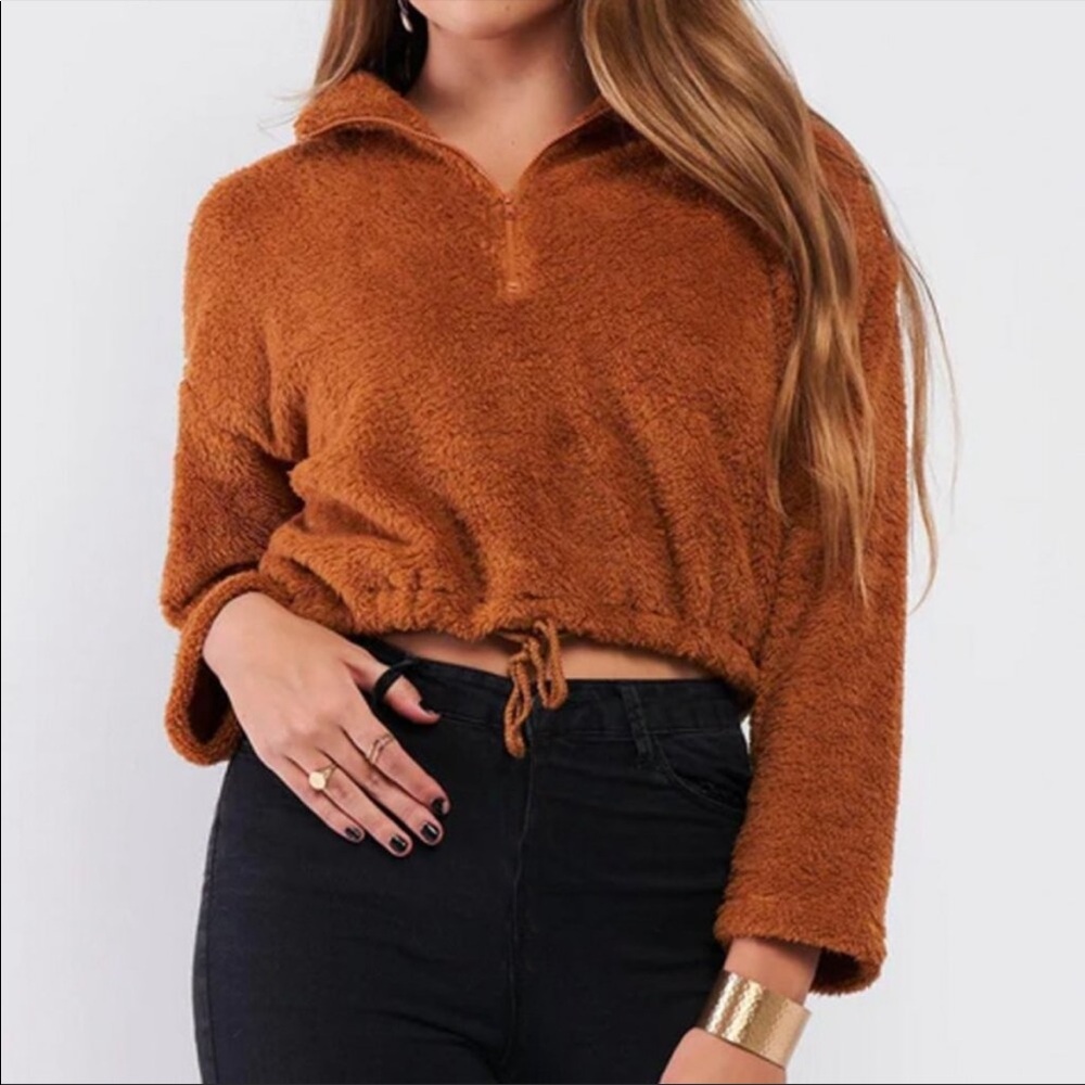 Urban Outfitters Cropped 1/2 Zip Fleece